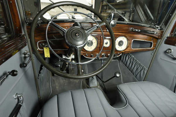 Horch 830BL Pullman-Limousine. 1938