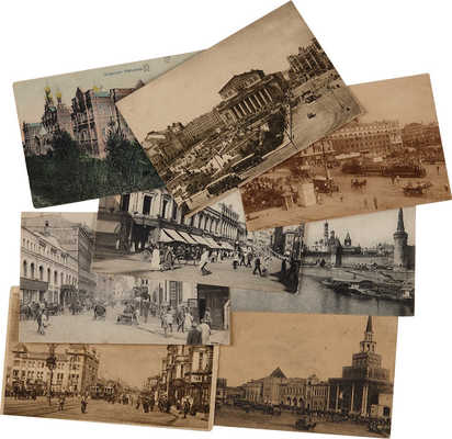 55 открыток с видами города Москвы.