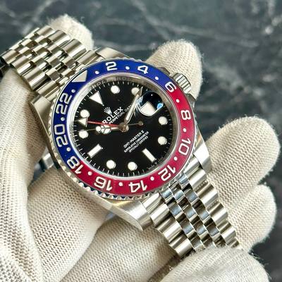 Rolex GMT-Master II 126710BLRO (Pepsi)