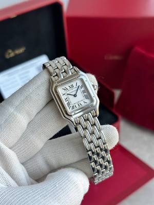 Cartier Panthere de Cartier Medium