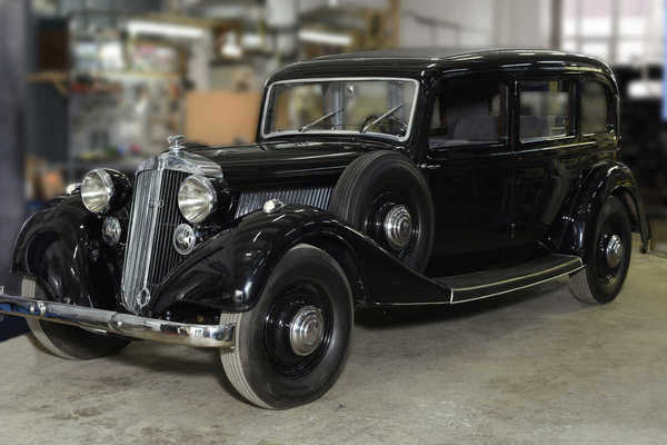 Horch 830BL Pullman-Limousine. 1938