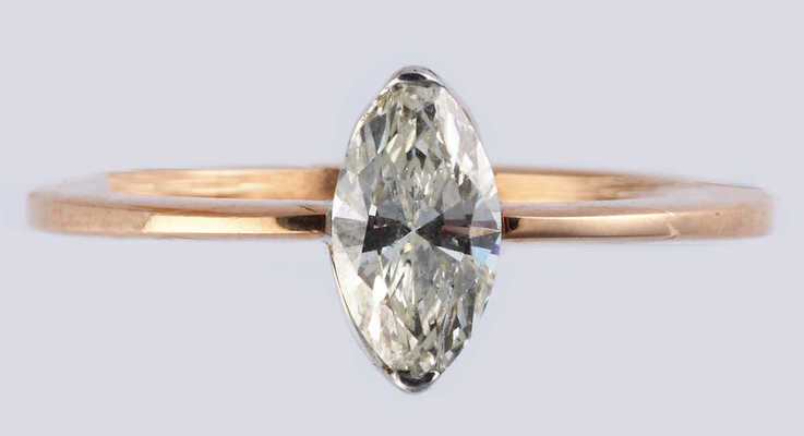 Кольцо с бриллиантом из золота 585 пробы, общим весом 2,95 грамма