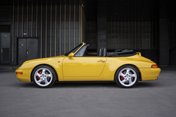 Porsche 911 (993) Carrera Cabrio