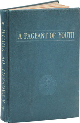 [Парад молодежи. Фотоальбом]. A pageant of youth / [Худож. оформ. А. Родченко, В. Степановой]. M.; L., 1939.