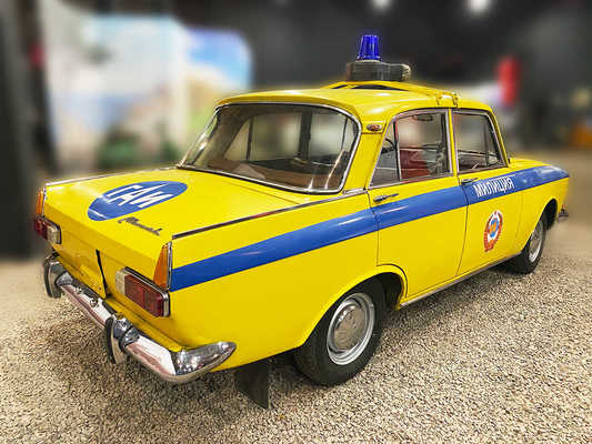«Москвич-412» милицейский / «Moskvich-412» police-car. 1973