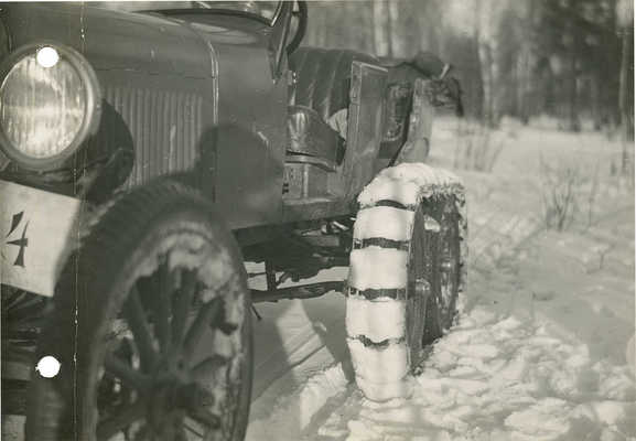 Испытания по снегу автомобиля «Форд». Две фотографии и телеграмма. 1928.