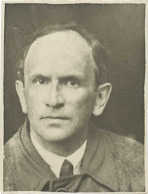 Миниатюрная фотография В.Г. Лидина. [1920-е?].
